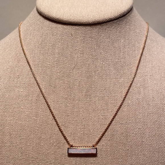 KENDRA SCOTT | Mackenzie Pendant Necklace in Rose Gold with Opal - Picture 6 of 13